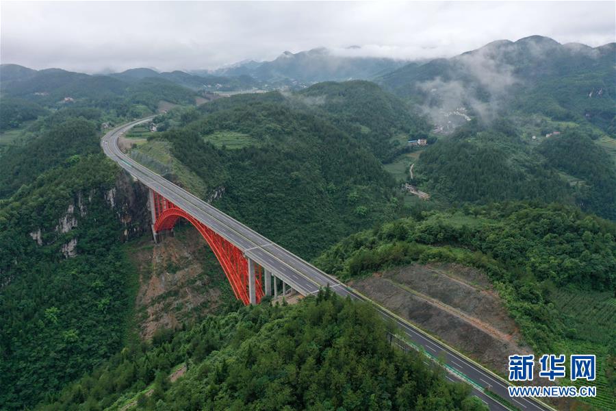 #（經(jīng)濟）（1）湖北宣鶴、建恩高速建成通車