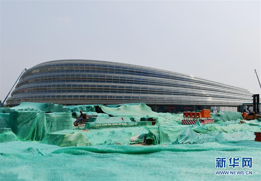 （體育·圖文互動(dòng)）（2）易轉(zhuǎn)換、夠低碳、可持續(xù)——解密北京冬奧場(chǎng)館冰面建設(shè)亮點(diǎn)