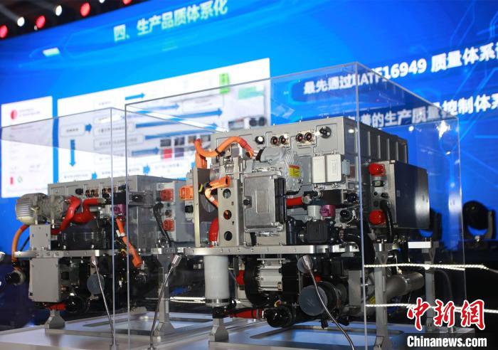 “國鴻氫能”鴻途G系列燃料電池新產(chǎn)品亮相廣東佛山?！〕叹皞?攝