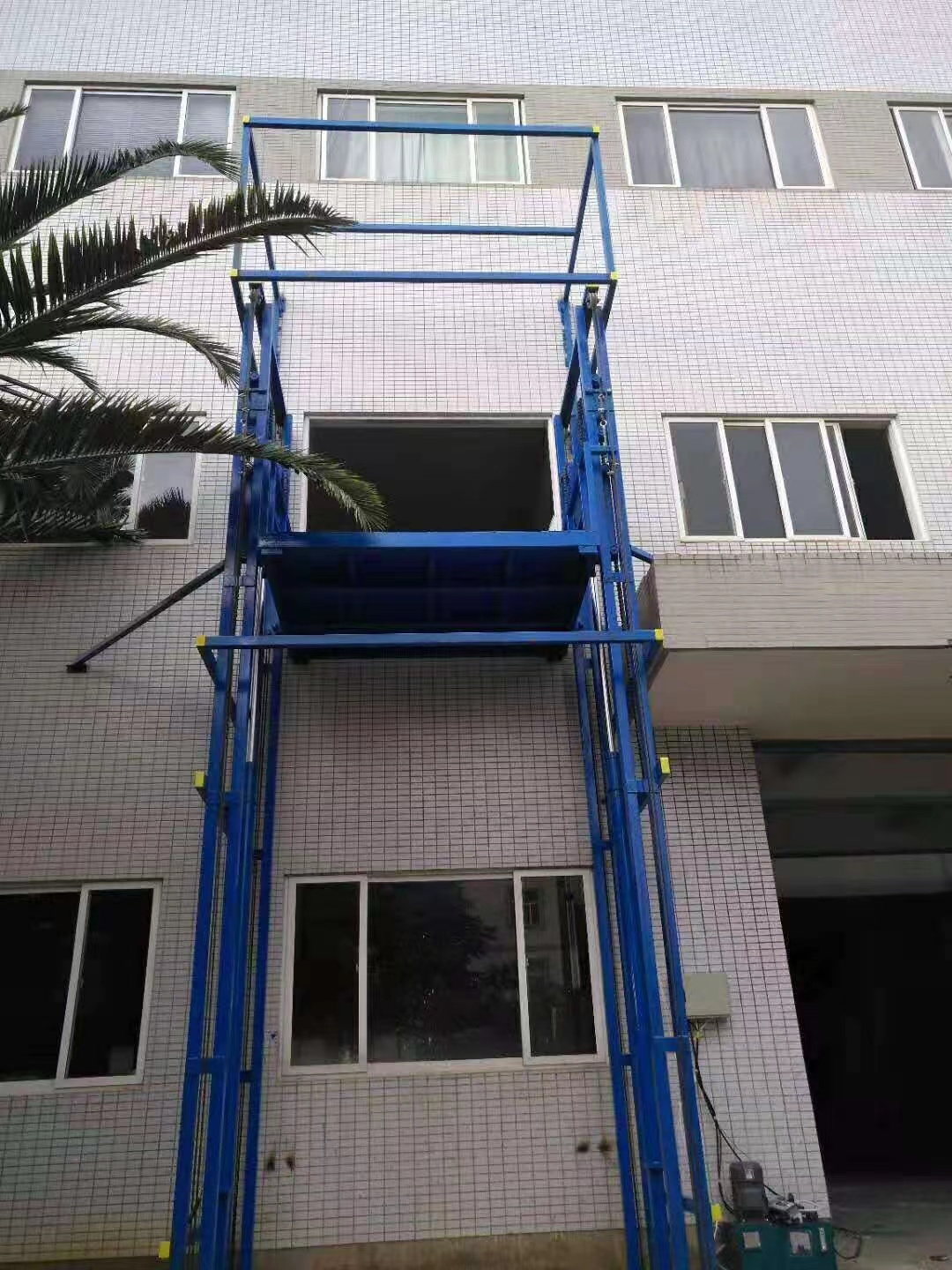重慶升降貨梯廠家